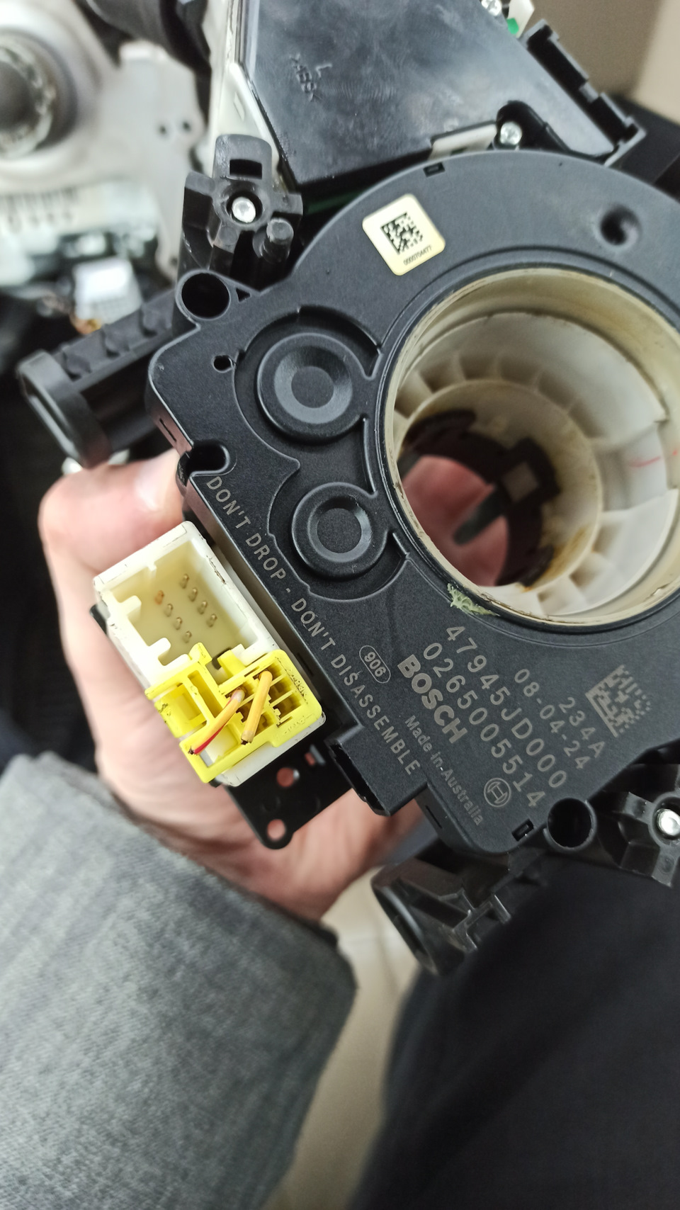 Запчасти на фото: 47945JD000, 080424. Фото в бортжурнале Nissan X-Trail II