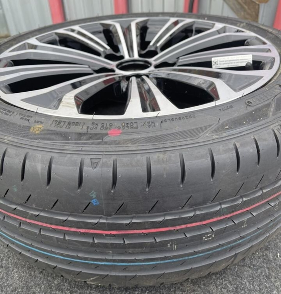 Шины летние Dunlop 225/45 R17, литые диски Toyota 7Jx17 ET40 5x114,3 на  Toyota Corolla (E210). | 20 000 ₽ в городе Краснодар | DRIVE2