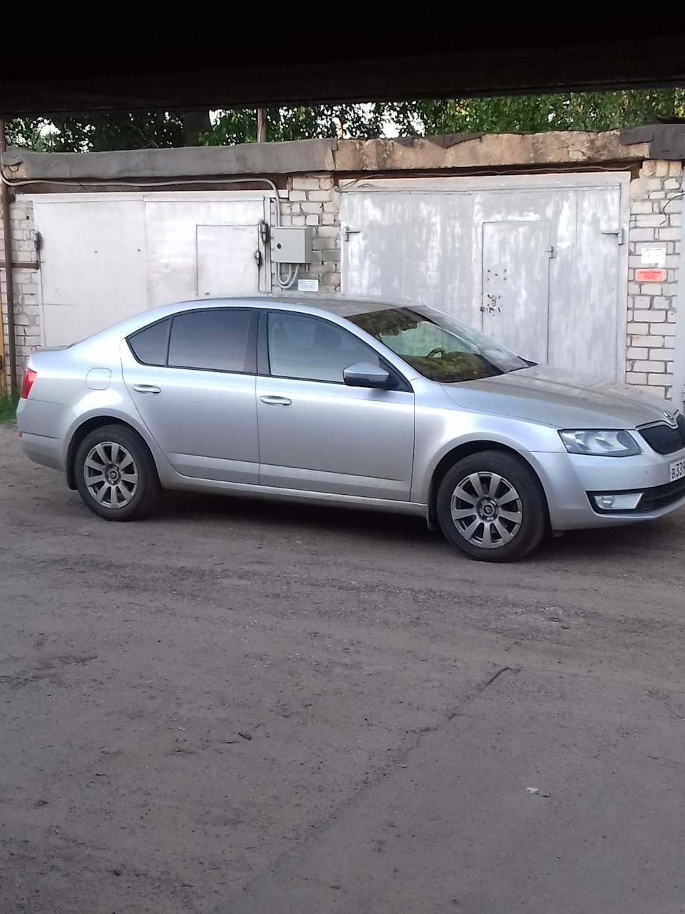 Наконец-то замена пружин и смена колес — Skoda Octavia A7 Mk3, 1,4 л, 2014  года | своими руками | DRIVE2