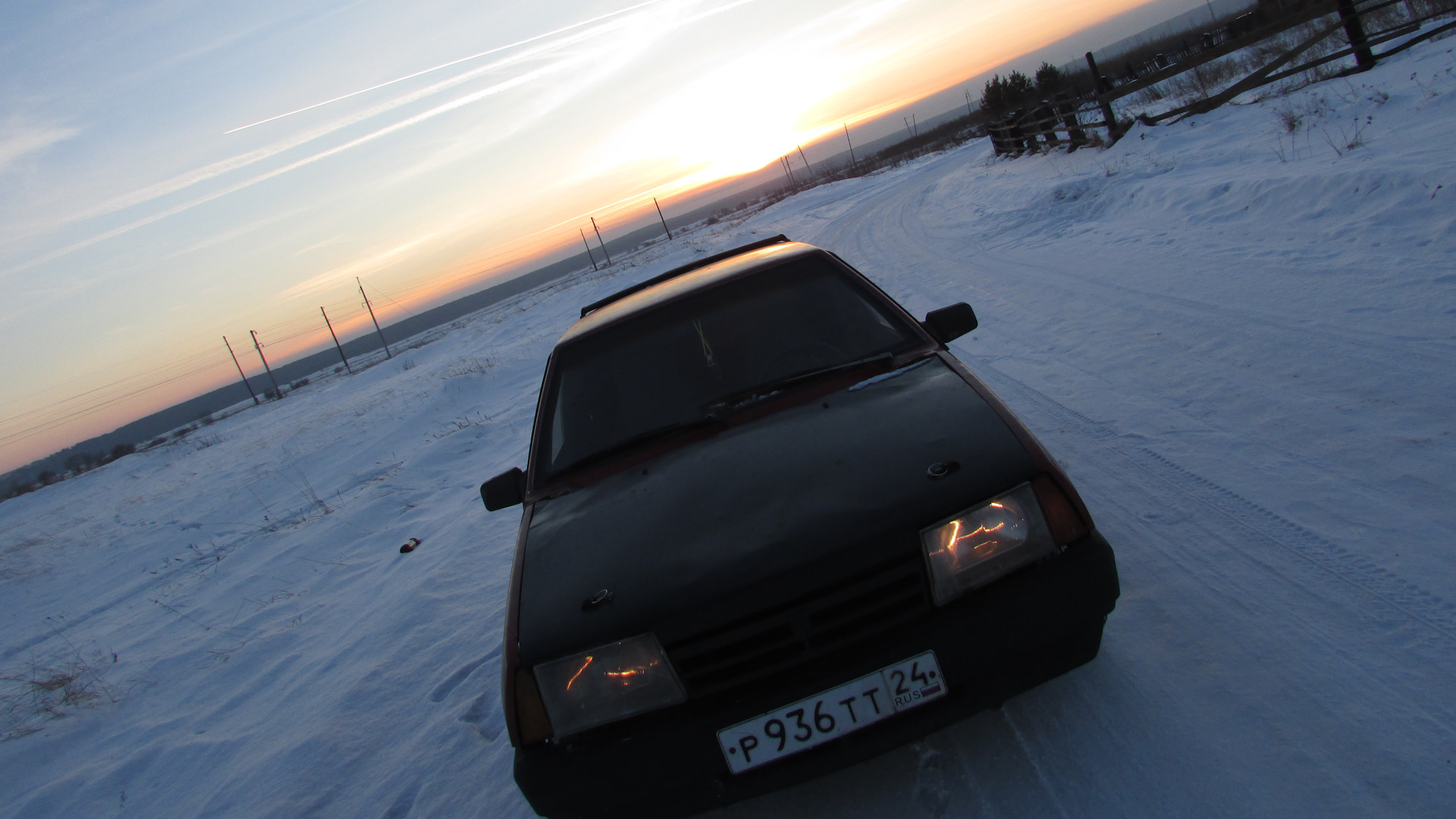 Зайду в девяточку. Ваз 2109 и ваз 21099. 99 и 9 машины. Ваз 2109 черная матовая. Зайду в девяточку.