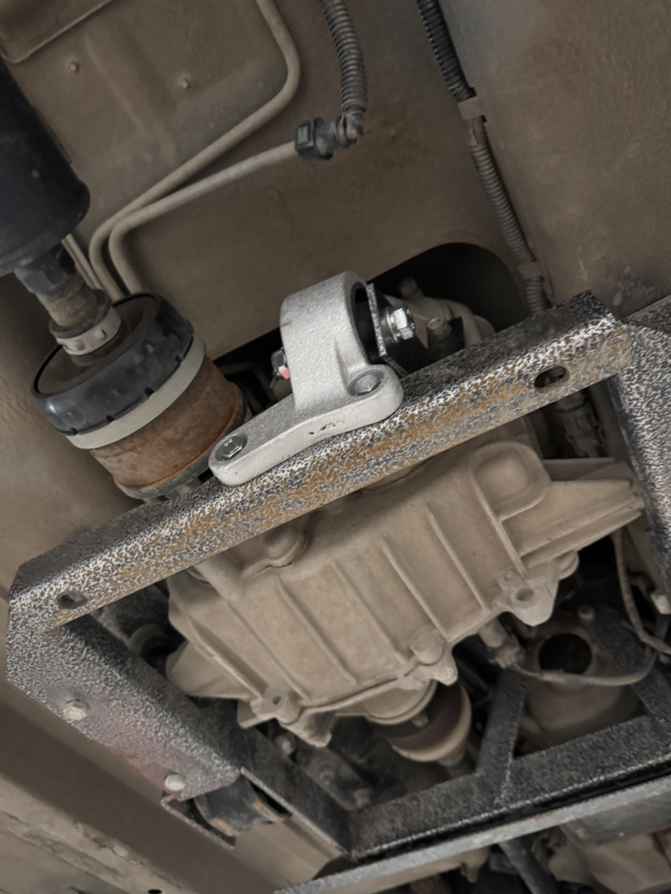 Подрамник Нива Комфорт — Lada 4x4 3D, 1,7 л, 2022 года | тюнинг | DRIVE2