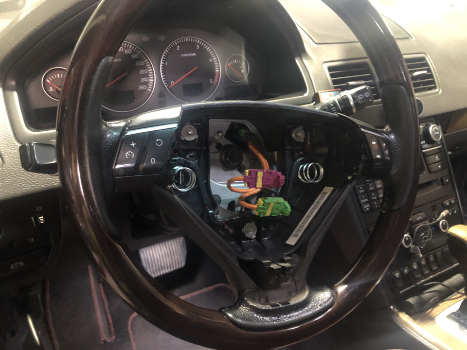 Photo from the logbook Volvo XC90 (1G)