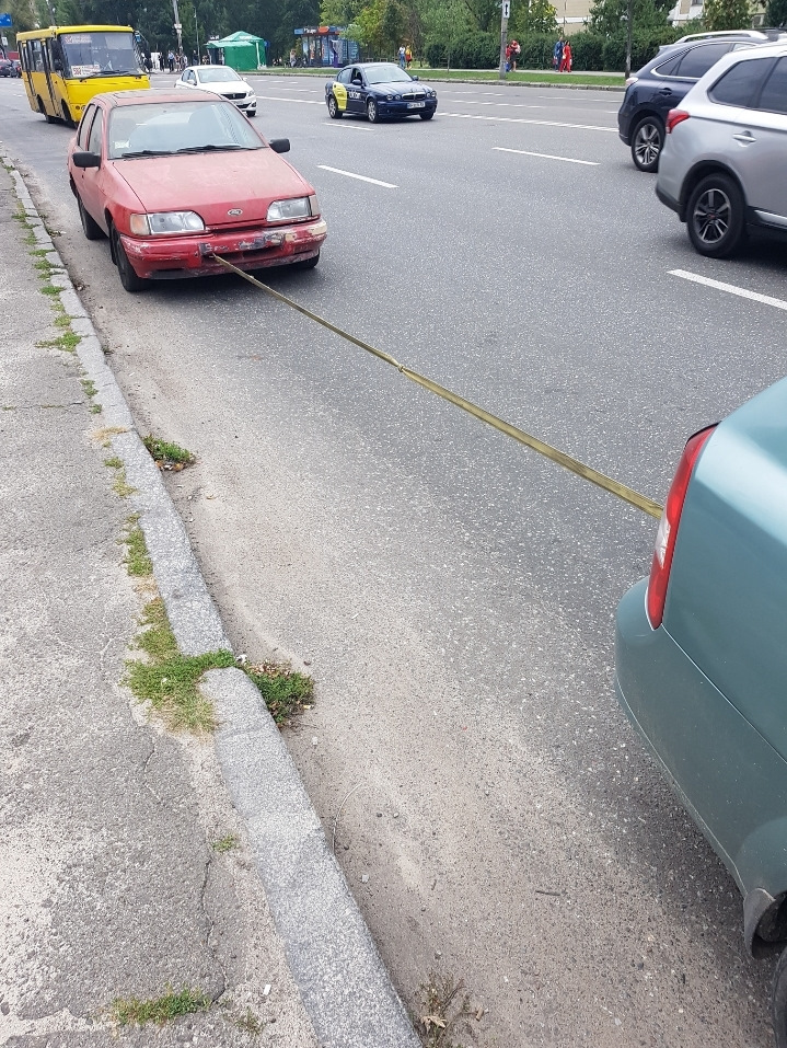 Когда продавал оборвало ремень ГРМ. И тянуть пришлось уже на своем ...