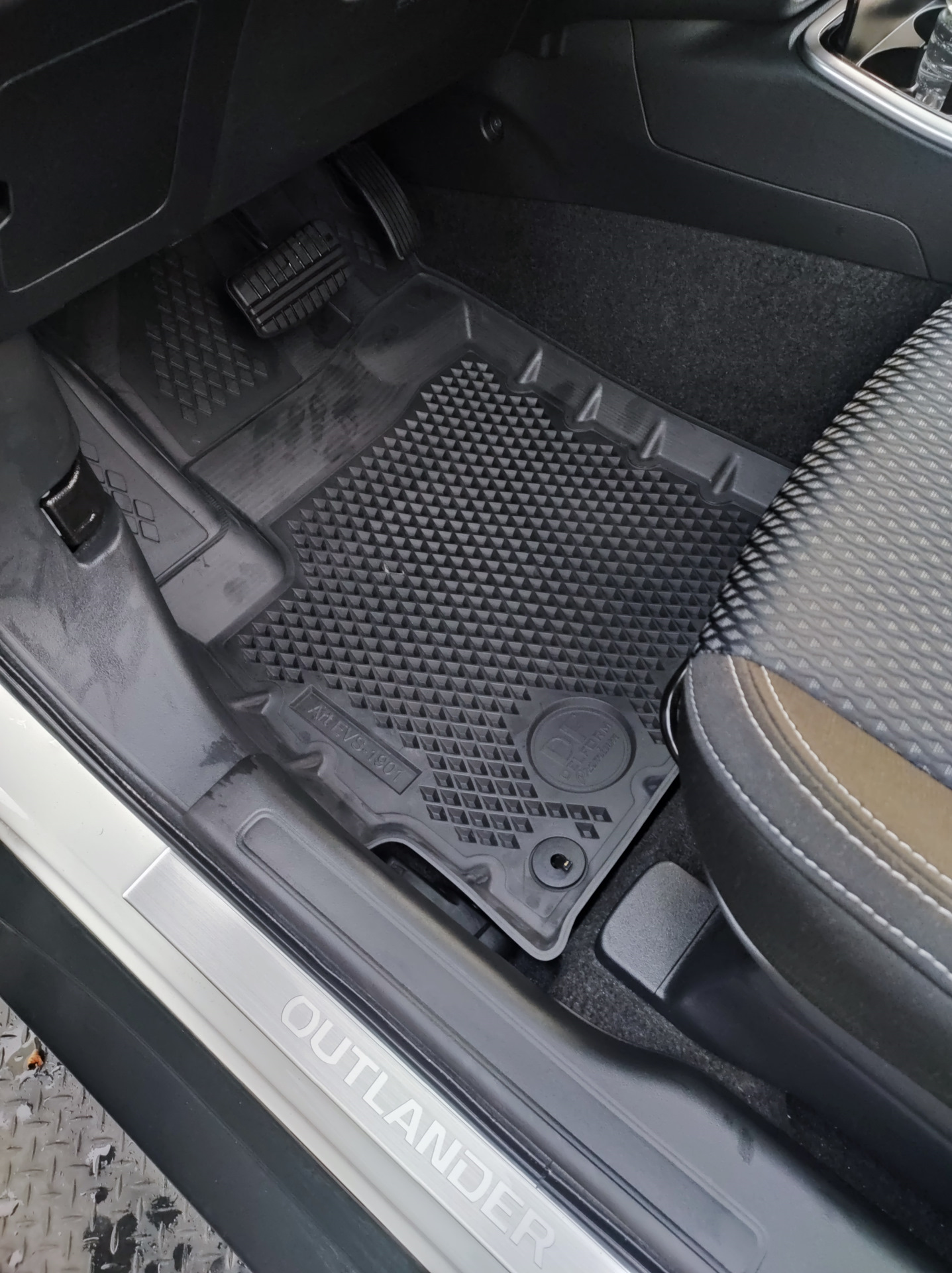 Коврики на зиму — Mitsubishi Outlander (3G), 2 л, 2021 года ...
