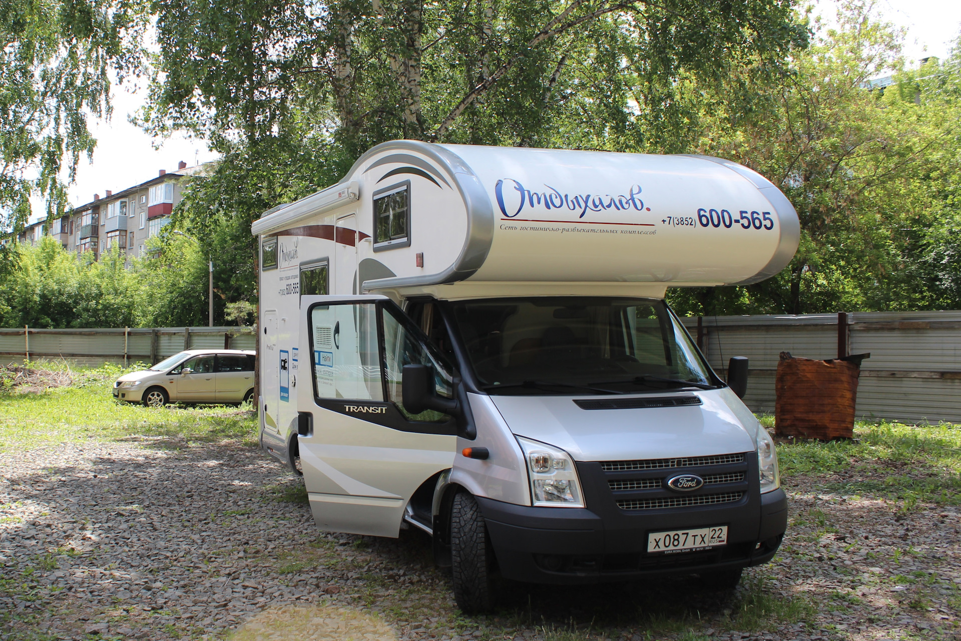 Автодом костанай кафе. Автодом Форд Транзит. Анапа автокемперы. Chinook Ford Camper. Картинки автодом Форд Транзит.