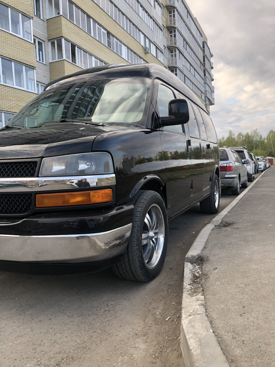 Быстро сказка сказывается, да не быстро дело делается — Chevrolet Express  (GMT601), 5,3 л, 2004 года | кузовной ремонт | DRIVE2