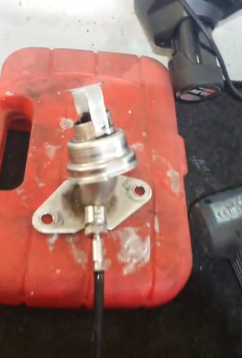 Чистка впускного коллектора и вихревые заслонки — BMW 3 series (F30), 2 ...