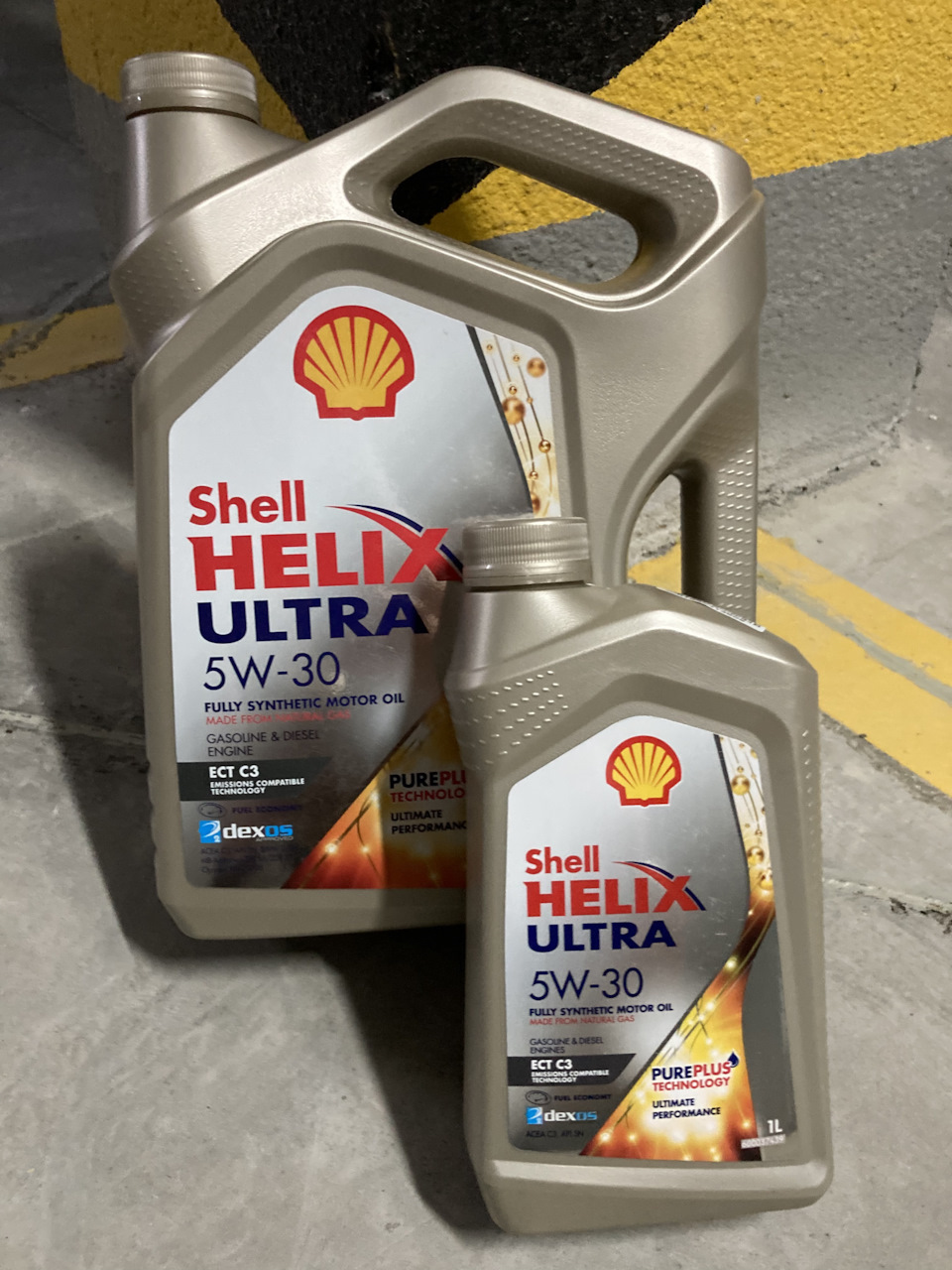 Shell ultra ect c3 5w 30. Helix Ultra ect c3 5w-30.