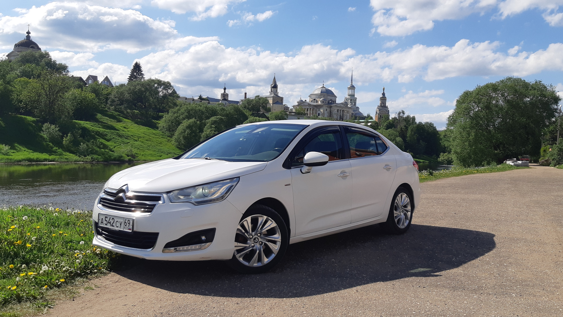 Citroen C4 L 1.6 бензиновый 2014 | на DRIVE2