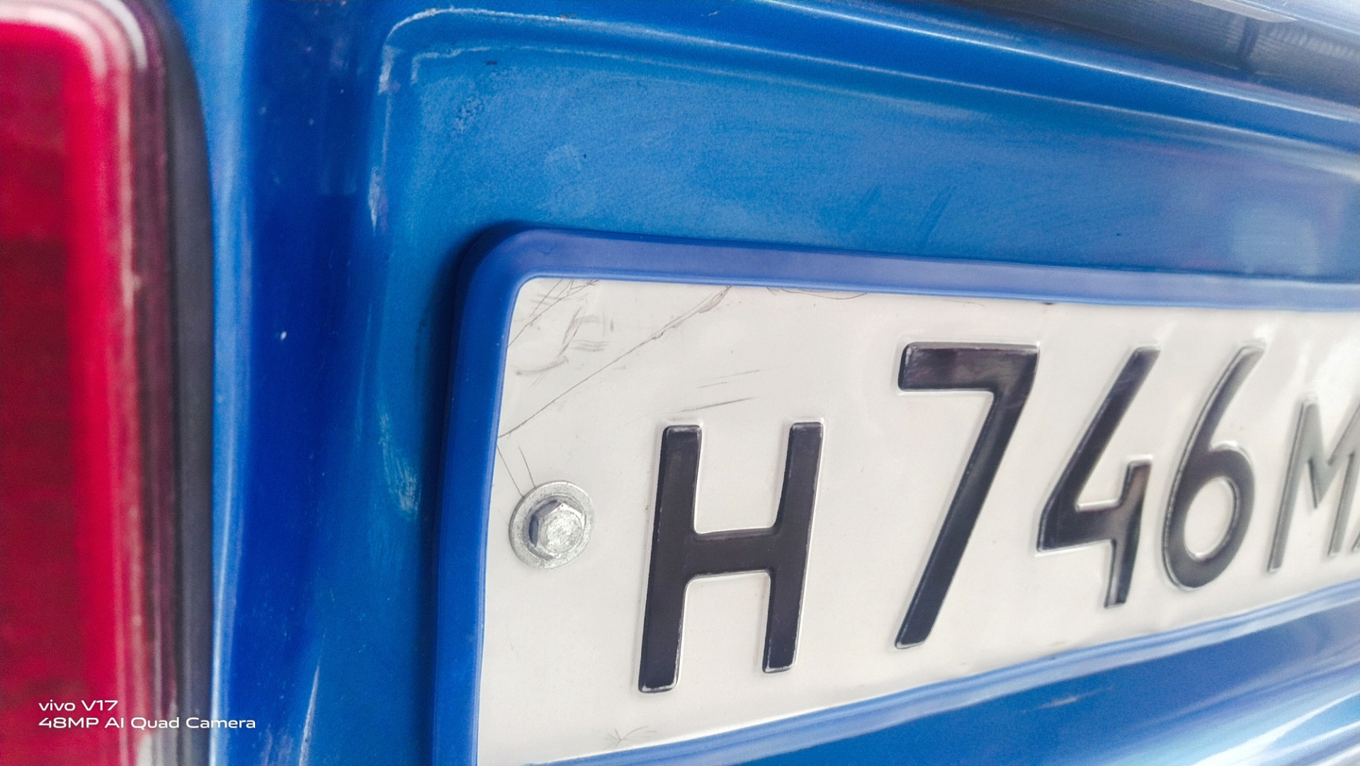 Номер достать. Рамка заднего номера газ 21. Номер достать. Закрепить номерной знак. Dollex рамка номерного знака.