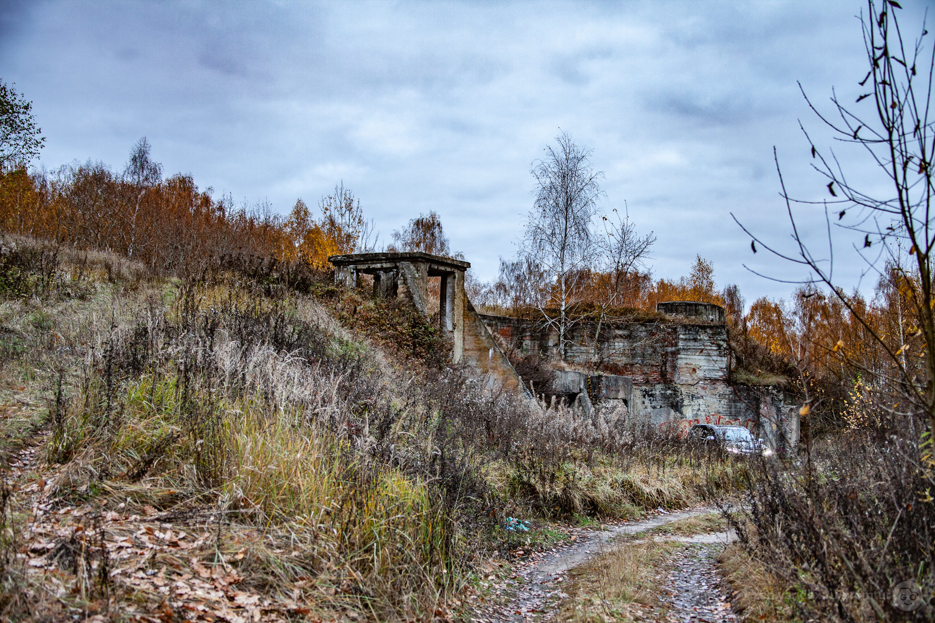 фото заброшенных баз