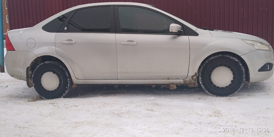 Колпаки на штамповку — Ford Focus II Sedan, 1,8 л, 2008 года | колёсные ...