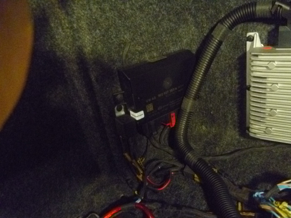 БСП — 1K0 907 383 H _ 0130, Н12 — Skoda Superb Mk2. Запчасти на фото: 1K0907383H, T0207