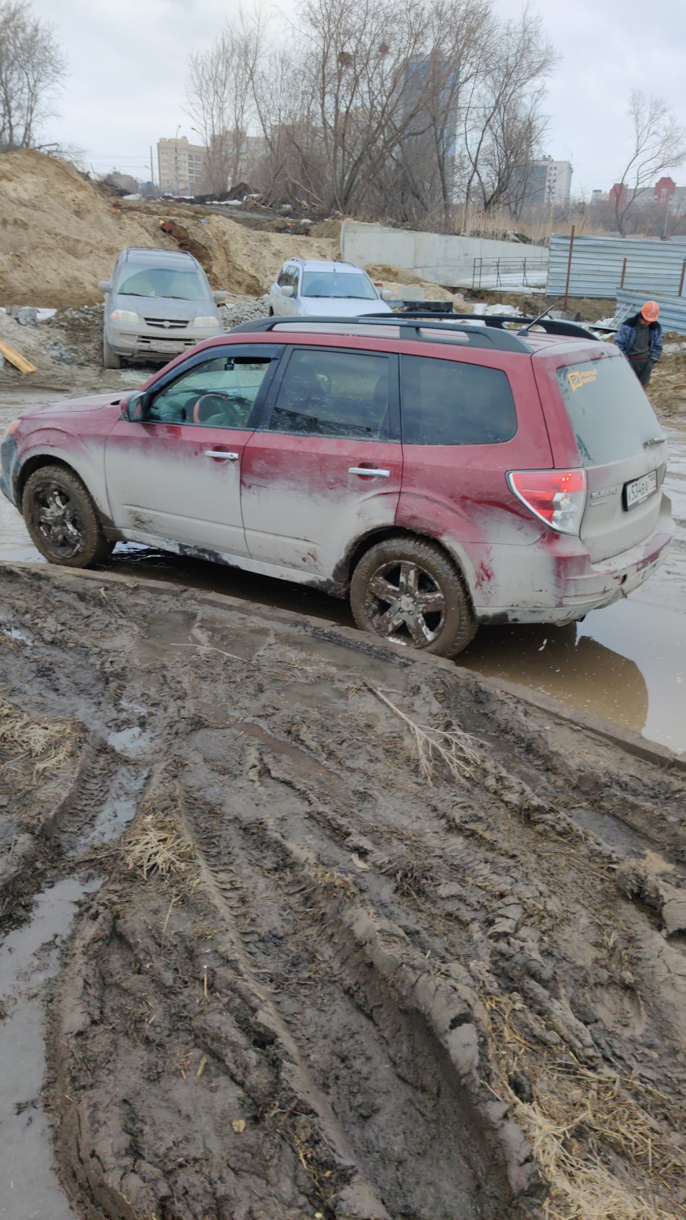 Утонул в грязи — Subaru Forester (SH), 2,5 л, 2010 года | эвакуация | DRIVE2