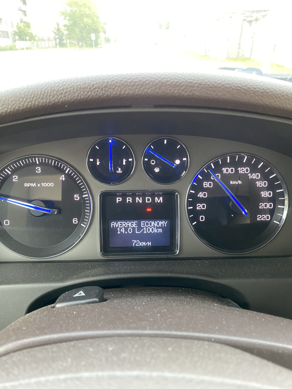 Подозрительно маленький расход — Cadillac Escalade (3G), 6,2 л, 2008 ...