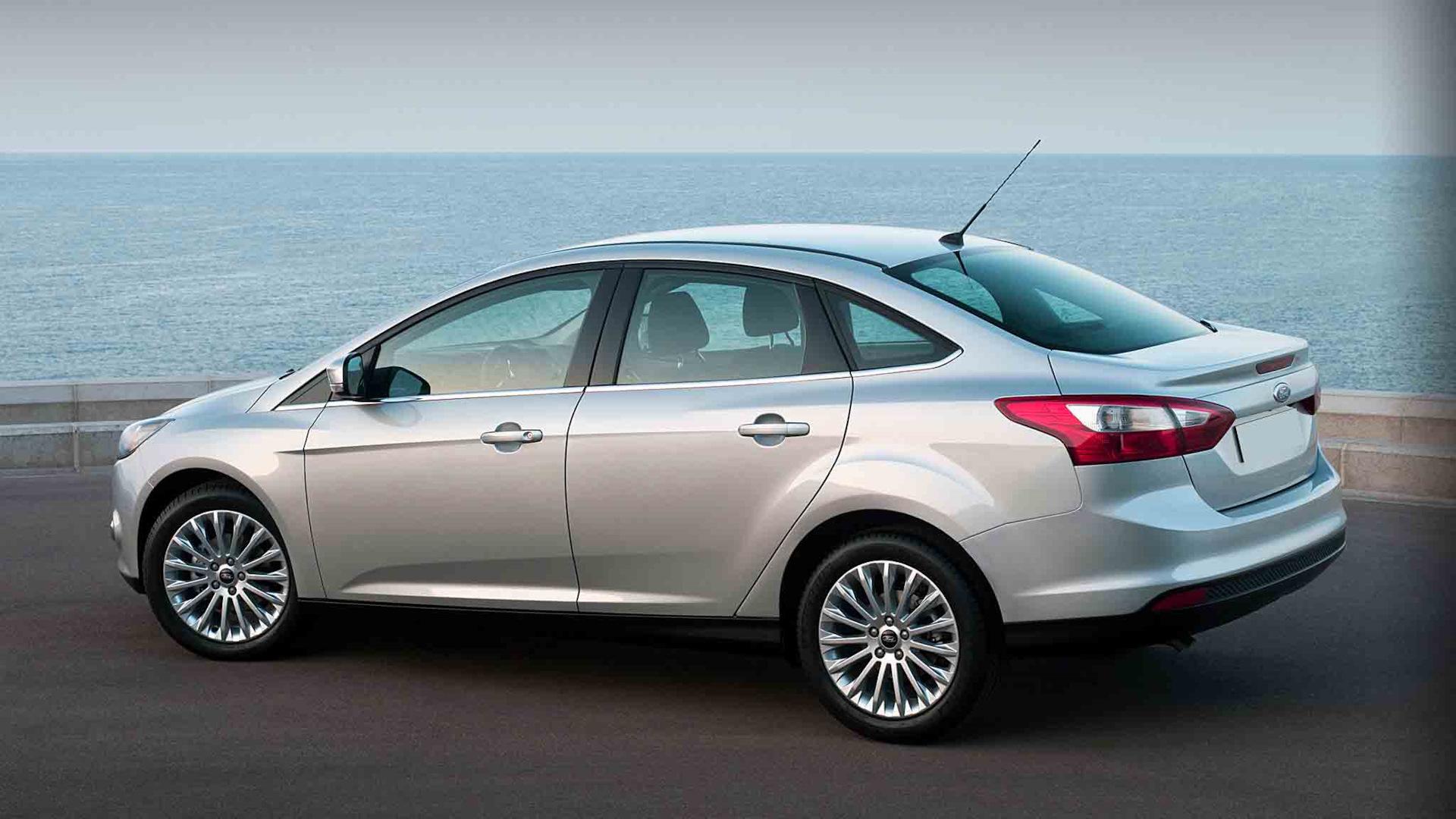 Ford Focus III Sedan 1.6 бензиновый 2013 | на DRIVE2