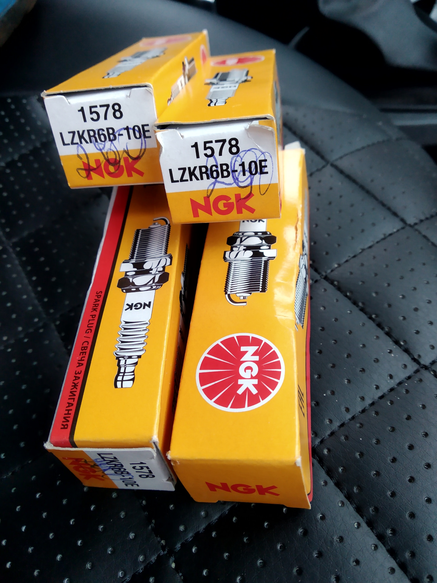 Lzkr6b10e. Свечной ключ кия Рио. NGK 1578 lzkr6b-10e сколько штук в пачке