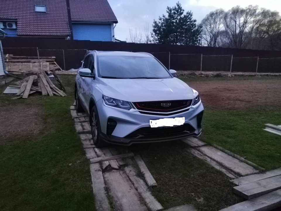 Думали -думали и наконец надумали ! Поменял я машинку жены на полу ...