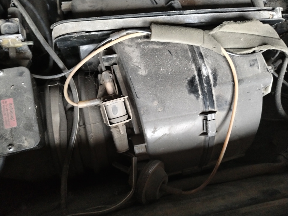 Фото в бортжурнале Audi A6 (C4)