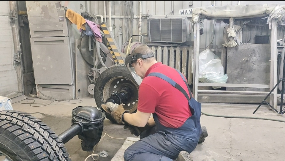 Ставлю скоростной мост. Как выпрямить задний мост с помощью сварки ...