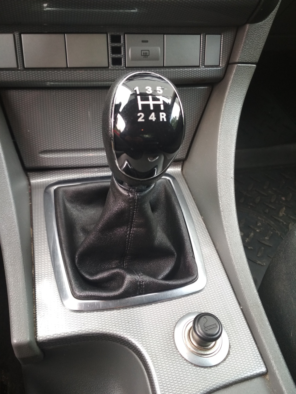 руль влево.без стука)) — Ford Focus II Sedan, 1,8 л, 2008 года | визит ...