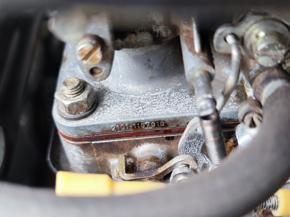 Я так понимаю что это ранний Озон по лицензии Вебер — Lada 2101