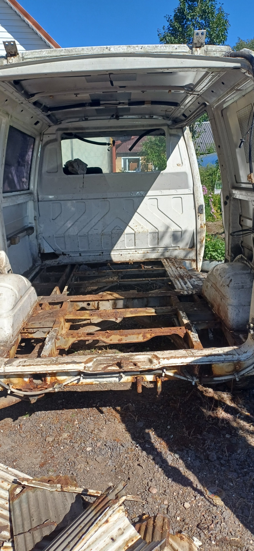 Фото в бортжурнале Volkswagen Transporter T4