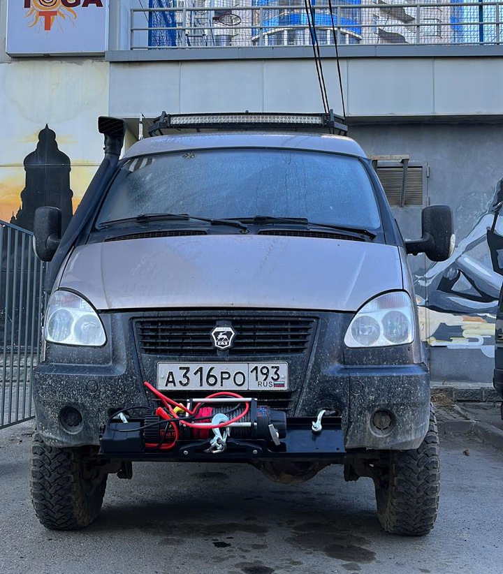 Соболь с установленной лебедкой Soulik Winch 12000lbs — ГАЗ Соболь 4х4