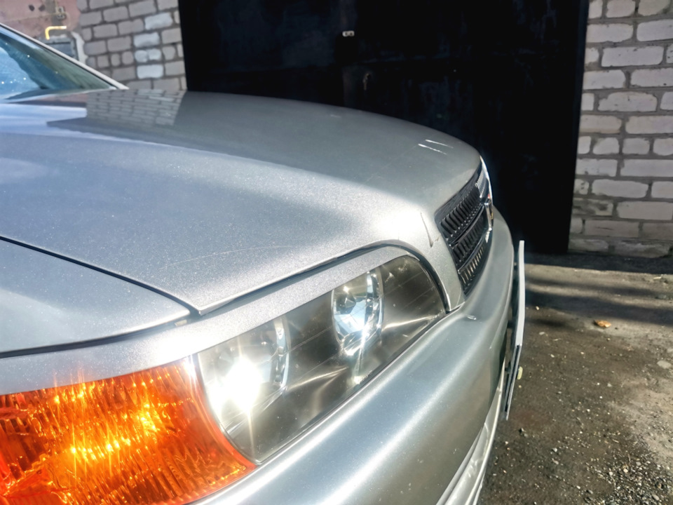 в бронепленке — Toyota Chaser (100)