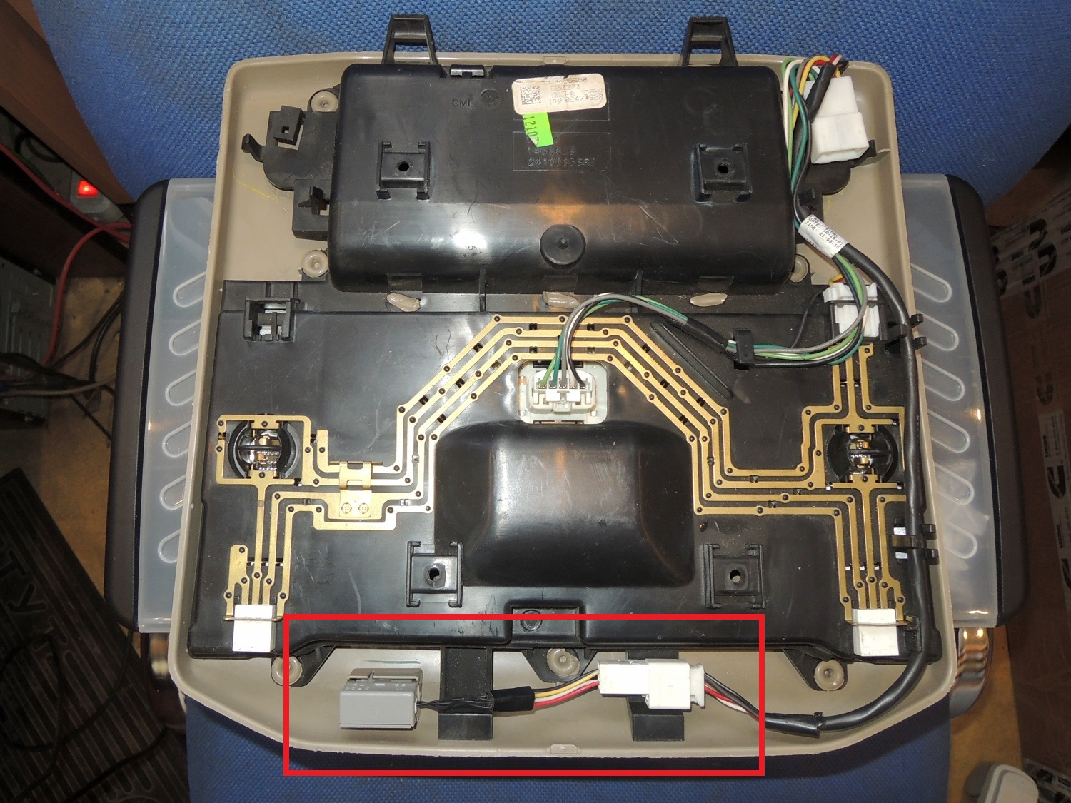 Подключение внешнего микрофона к магнитоле NHZA-W61G — Toyota Corolla ...