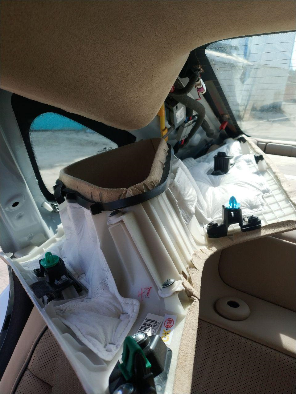 Снятие обшивки крыши — Hyundai Genesis (2G), 3,8 л, 2015 года | своими ...