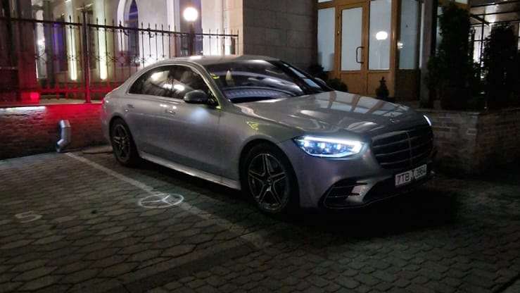 Синий матовый Мерседес w223