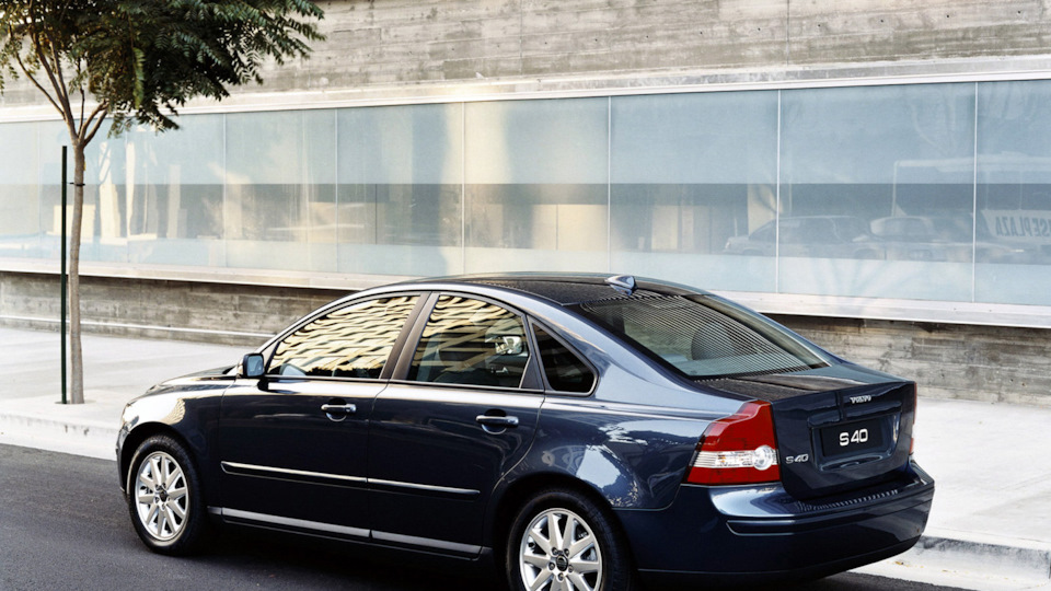 Плавают обороты нет отклика на педаль газа — Volvo S40 II, 1,6 л, 2006 ...