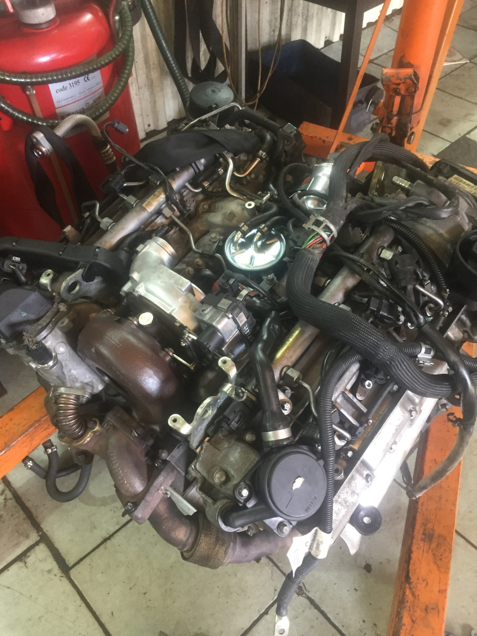Замена выпускных коллекторов OM642 — MMEgarage на DRIVE2