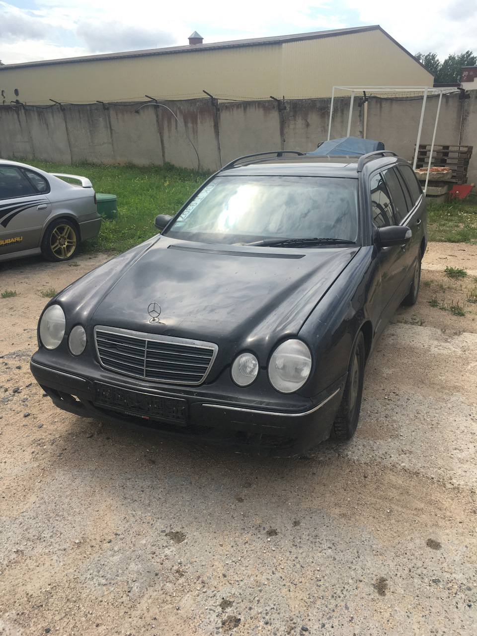 Уехал лупатик:( — Mercedes-Benz E-class (W210), 2,2 л, 2002 года | продажа  машины | DRIVE2