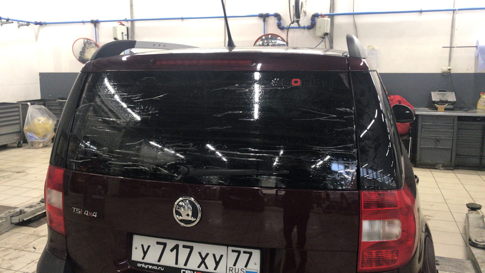 Треснуло заднее стекло — Skoda Yeti, 1,8 л, 2012 года | поломка | DRIVE2