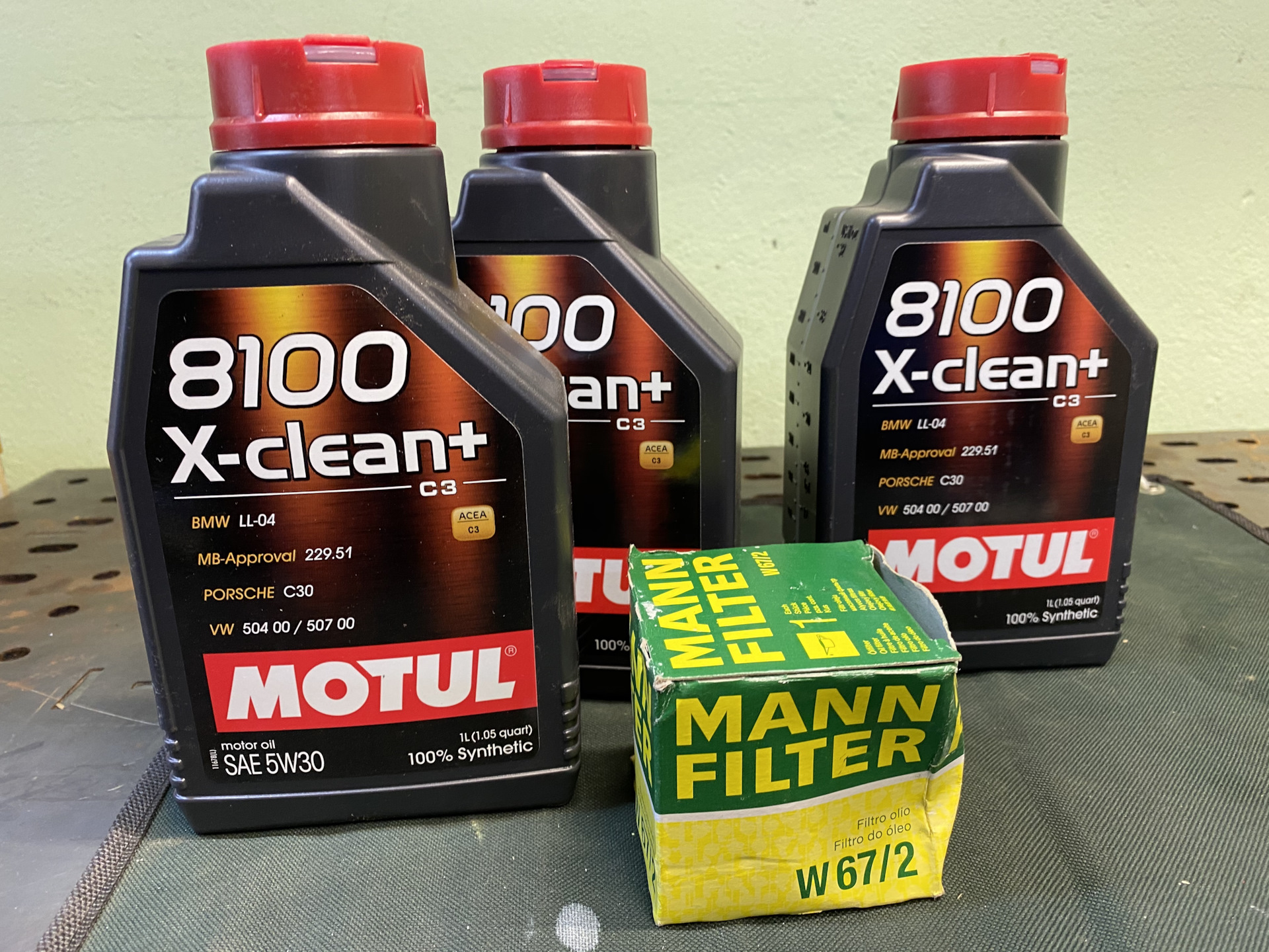 Motul x clean отзывы. Motul 8000 x clean. Motul EVO. Мотор после мотюль x clean. Масло мотюль в Инфинити.