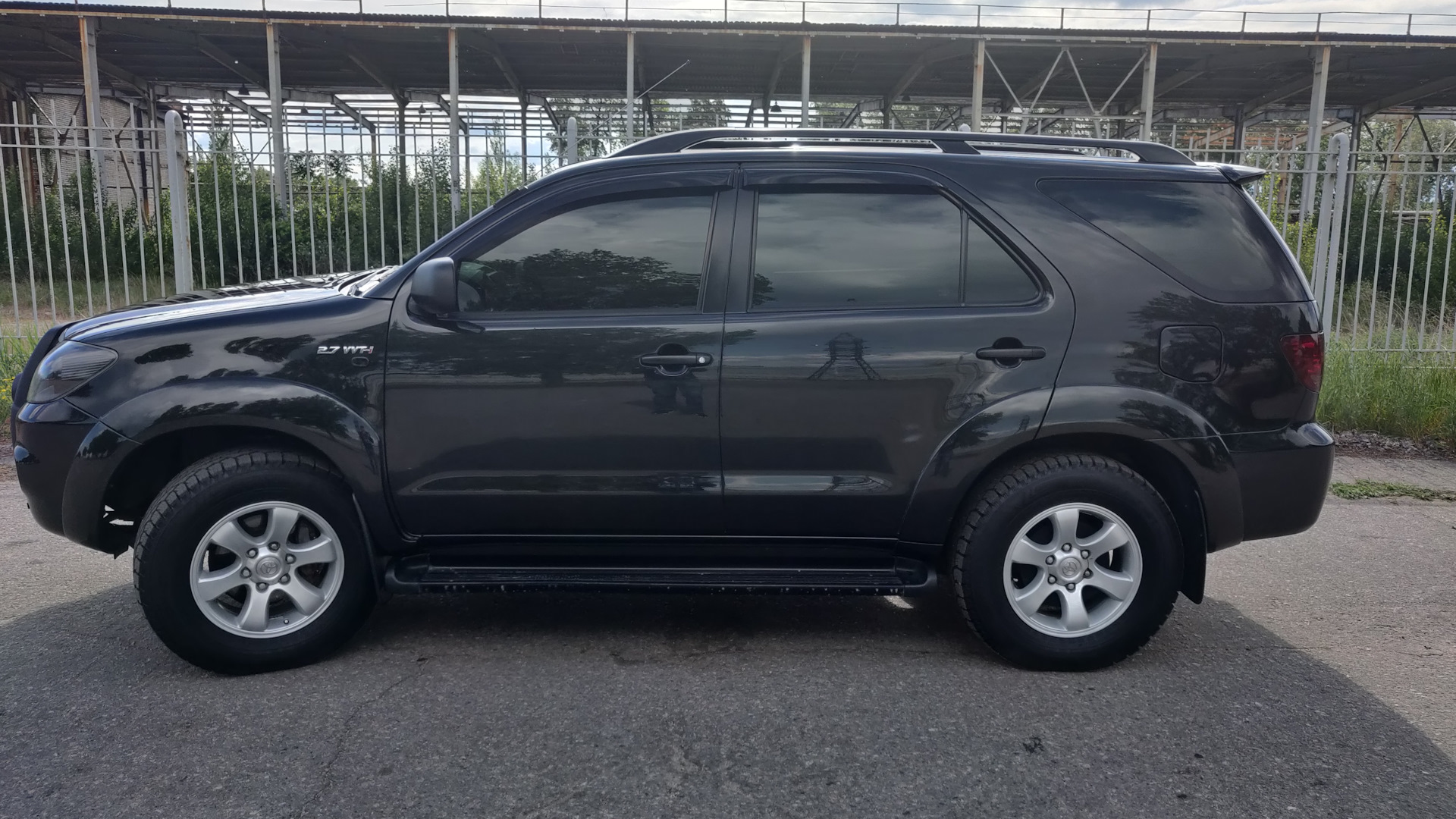 Toyota Fortuner (1G) 2.7 бензиновый 2006 | Форт на DRIVE2