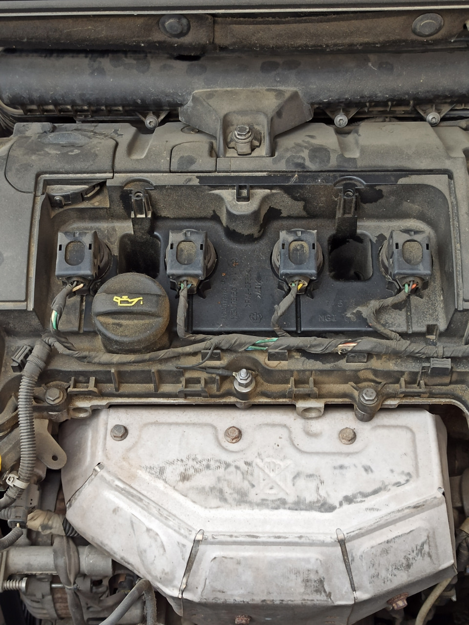 Запотевания на клапанной крышке. ep6 120л.с — Peugeot 408, 1,6 л, 2012 ...