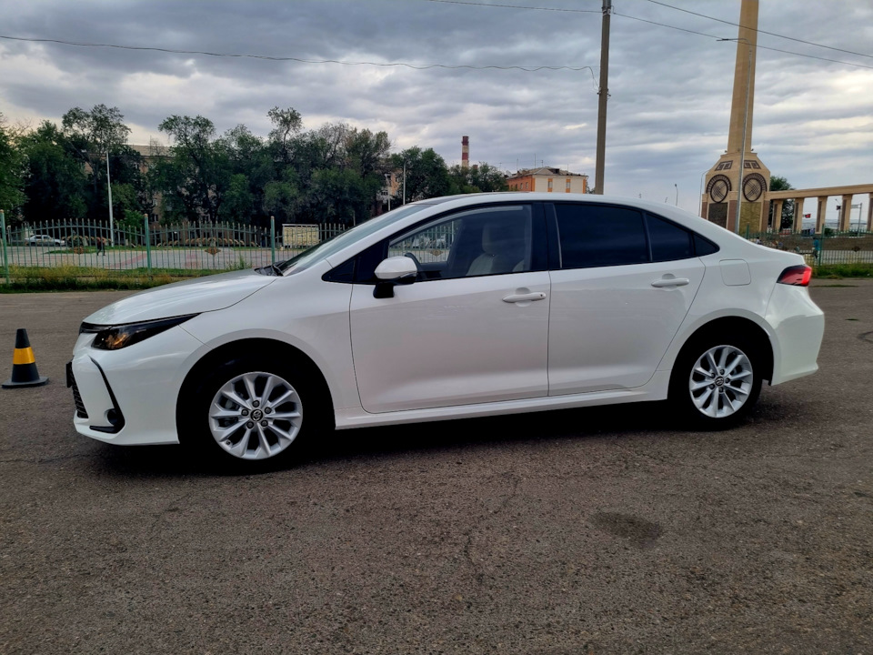 Тонировка corolla e210 — Toyota Corolla (E210), 1,2 л, 2022 года ...