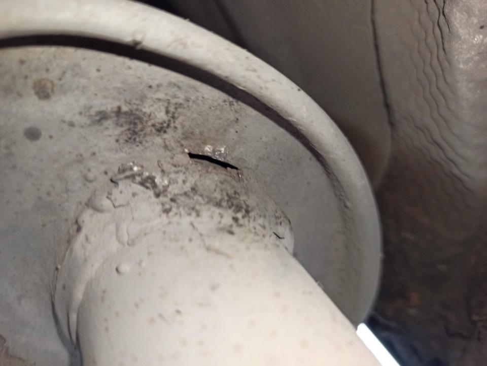 Ремонт резонатора холодной сваркой (LAVR LN1722) — Renault Logan (1G ...