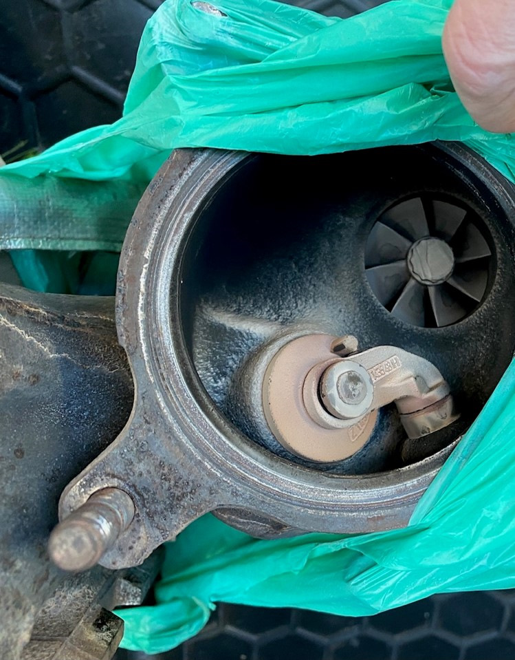 Полный ребилд турбины от TurbodoK — Volkswagen Golf Mk6 GTI, 2 л., 2011 ...