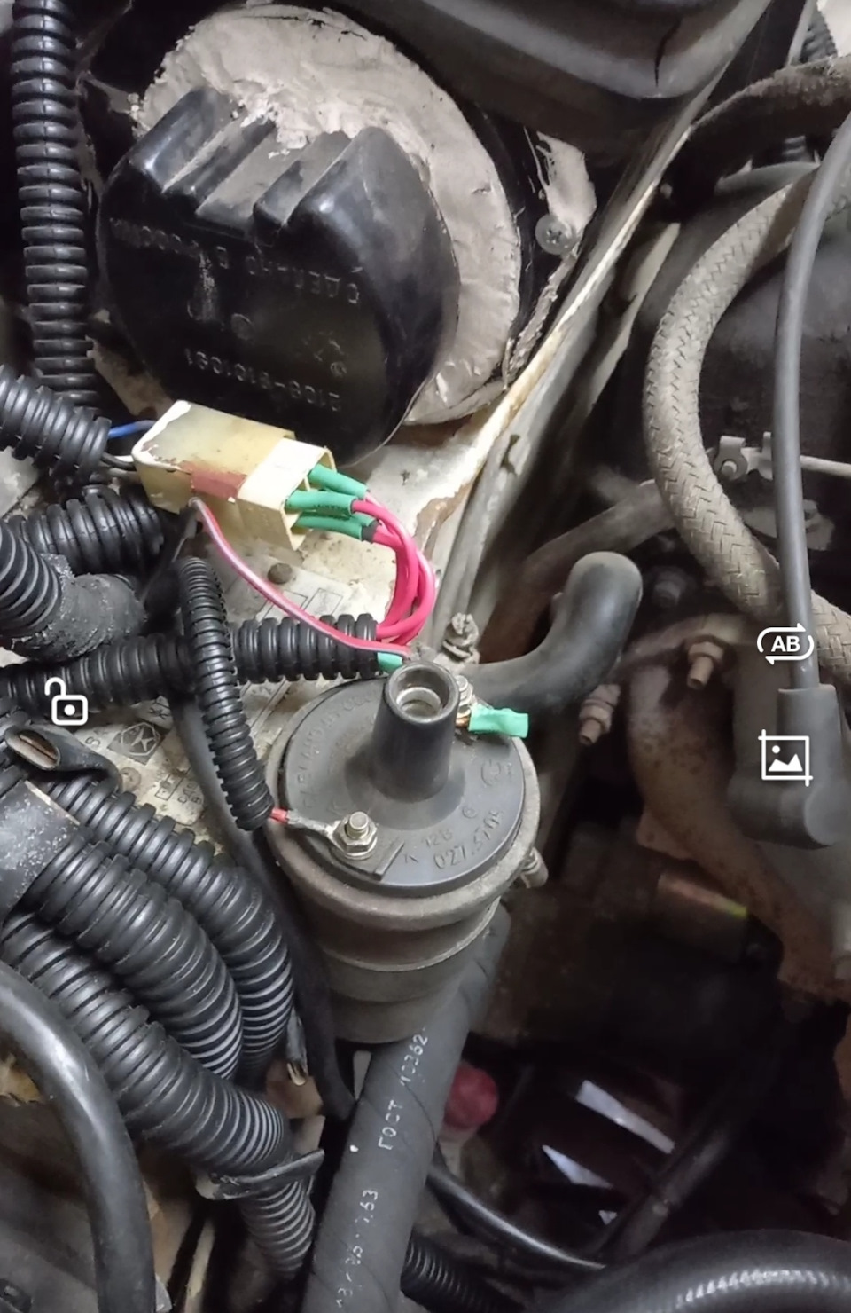 Искрит катушка зажигания. — Lada 4x4 3D, 1,6 л, 1982 года | поломка ...