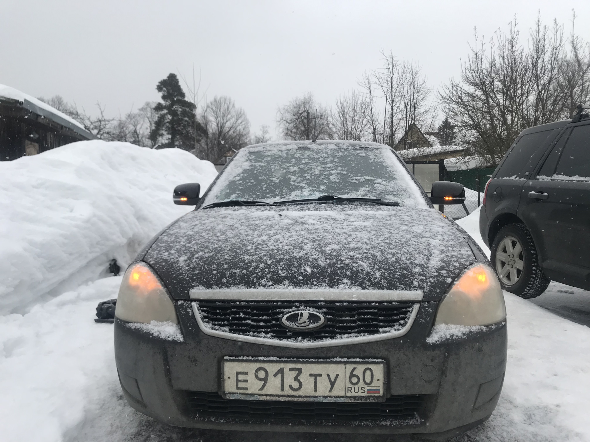 Зеркала, центральный замок. — Lada Приора хэтчбек, 1,6 л, 2014 года ...