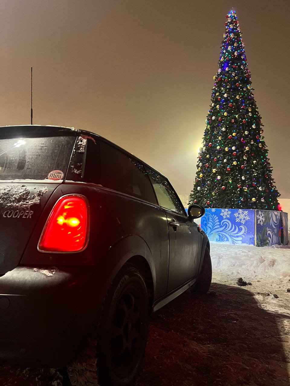 С новым Годом! — MINI Cooper Mk II, 1,6 л, 2013 года | другое | DRIVE2