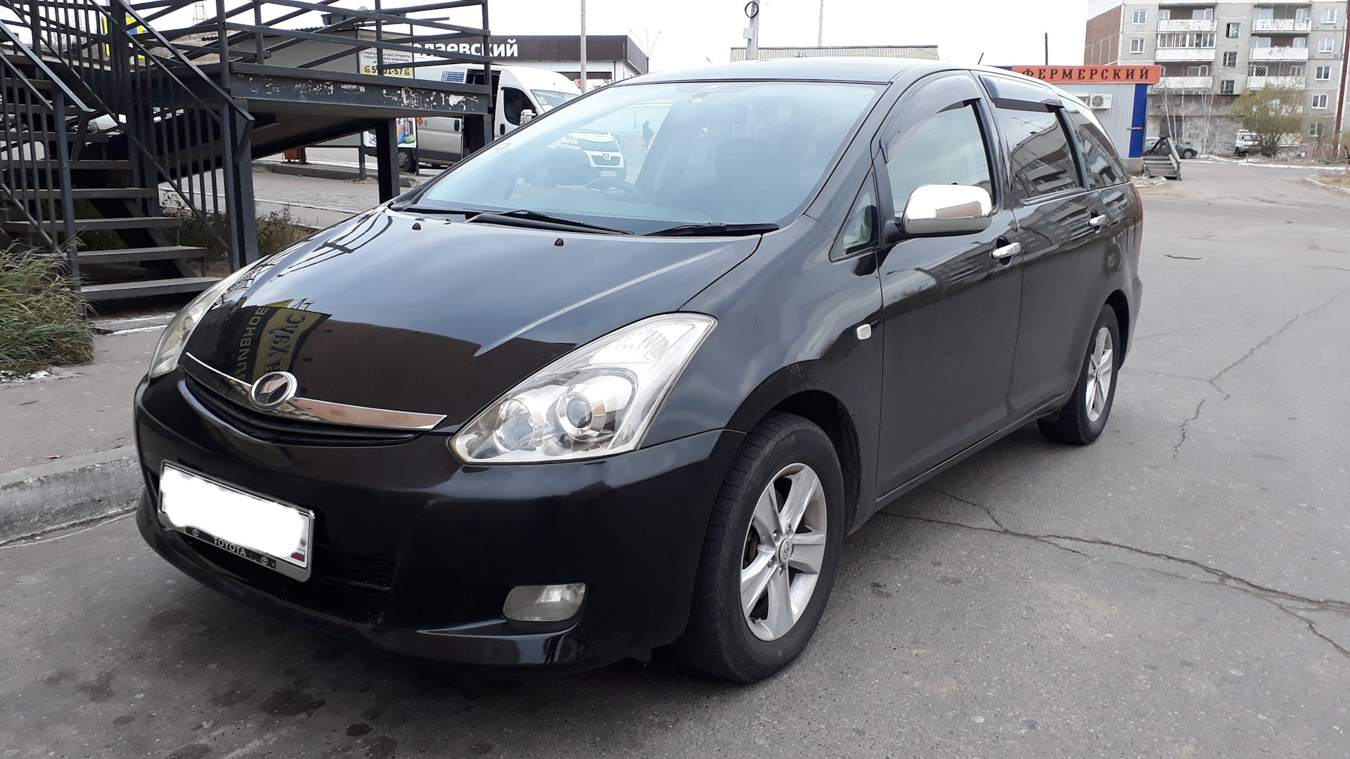 Toyota wish 2. Тойота виш 2010. Черный wish. Тойота виш 2010. Черный wish.