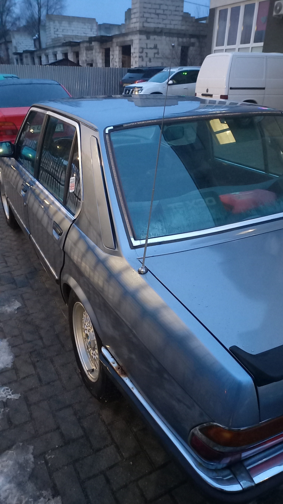 Фото в бортжурнале BMW 5 series (E28)