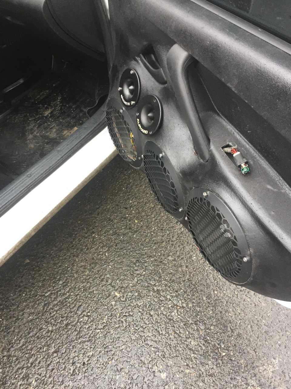 Калитки под громкий фронт финал — Lada Гранта, 1,6 л., 2018 года ...