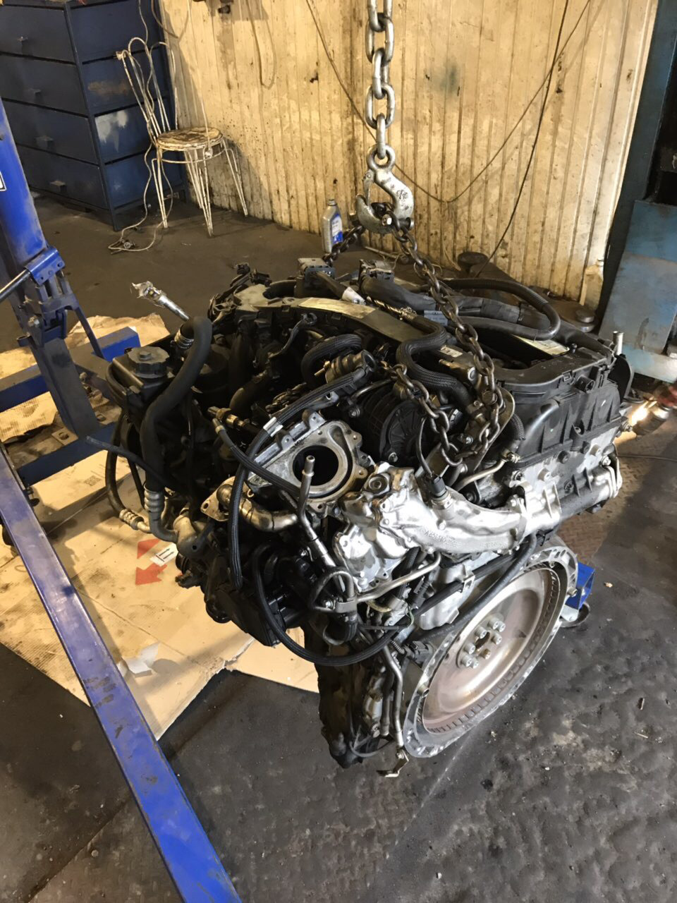 Замена впускного коллектора со снятием мотора + ТО 239 311 км —  Mercedes-Benz E-class (W212), 2,2 л, 2011 года | своими руками | DRIVE2