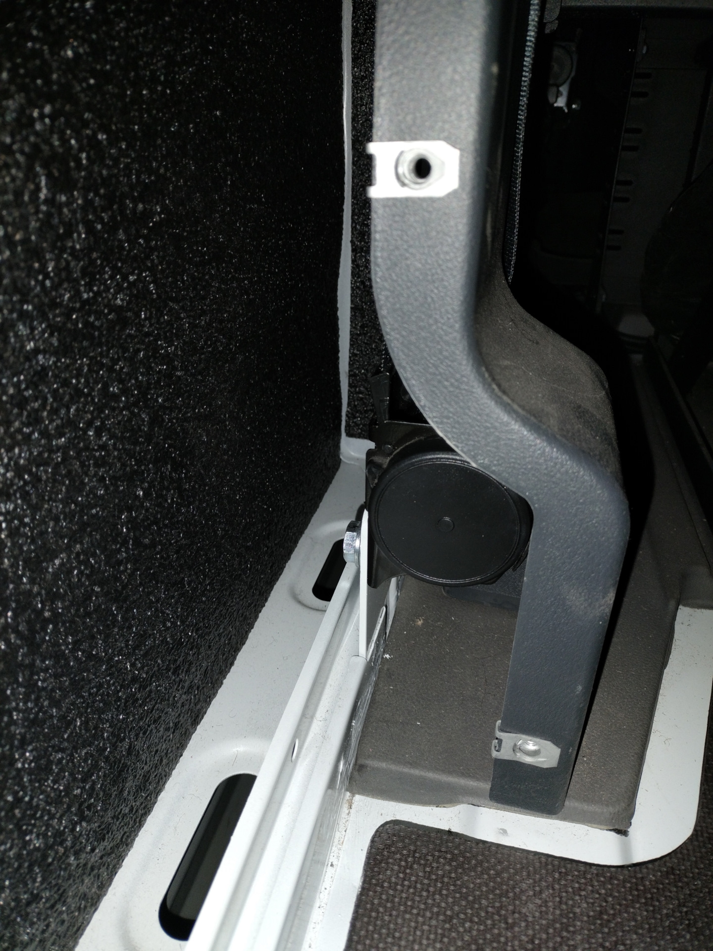 Перенос сидения — этап второй. — ГАЗ Соболь NN, 2,5 л, 2023 года ...